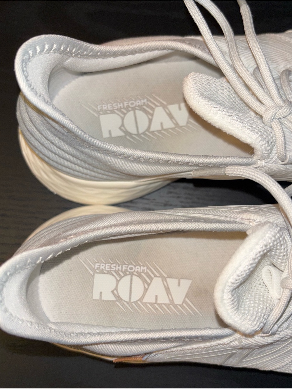 New Balance Fresh Foam Roav Women’s 10.5 White Grey Running Athletic Sneakers - Picture 3 of 8